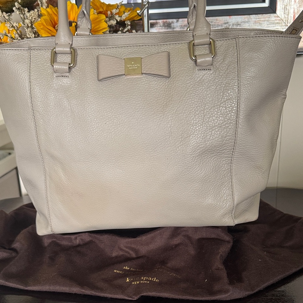 Kate Spade Bow Terrace Maryanne Tote Pebbled Leather Signature Story Book Lining